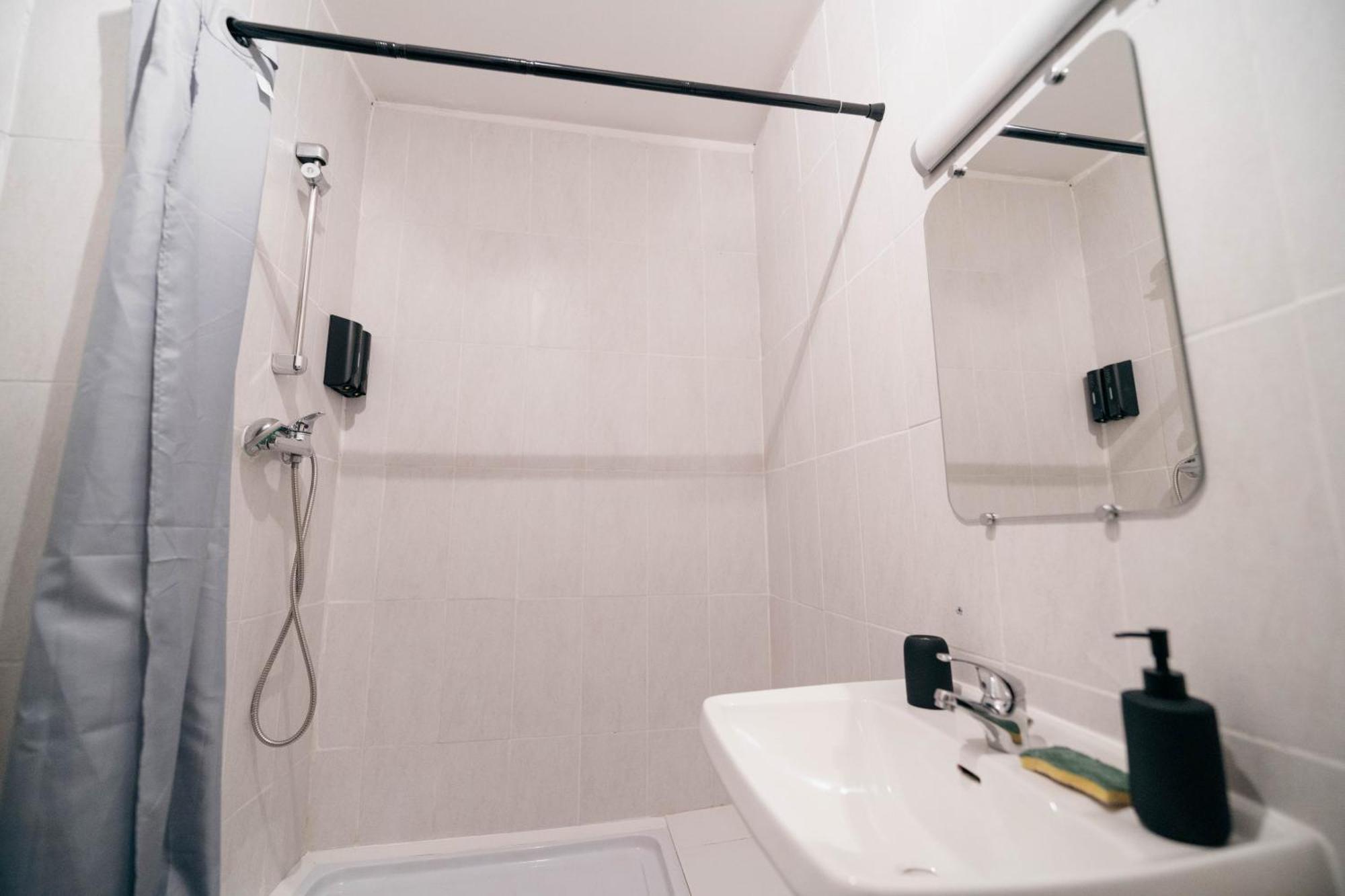 Le Sejour Cine-Proche Du Centre-Wifi-Parking Apartment Lourdes Exterior foto